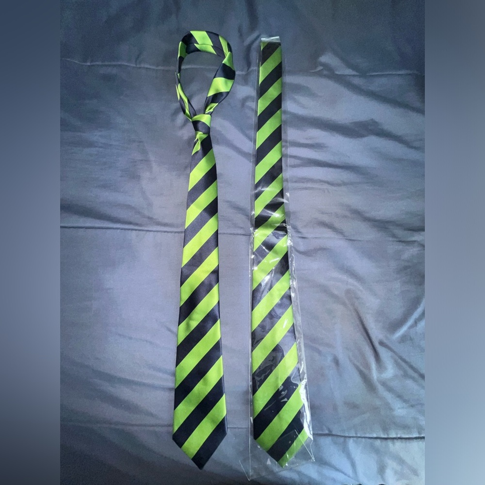 NWOT - Wolfmark - Set of 2 Striped Ties - Green/Navy